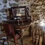 ελιά παραδοσιάκο σπίτι στην Villa *