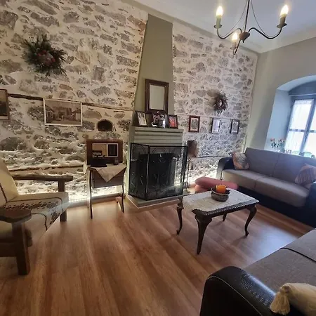 ελιά παραδοσιάκο σπίτι στην * 암피키아