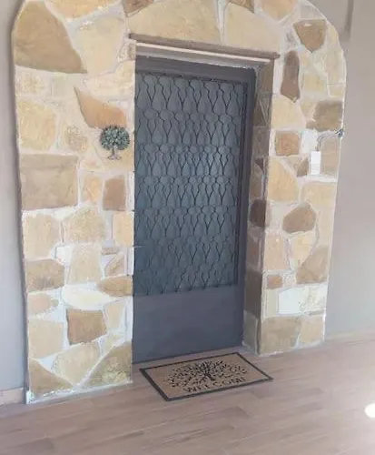 Βίλα ελιά παραδοσιάκο σπίτι στην